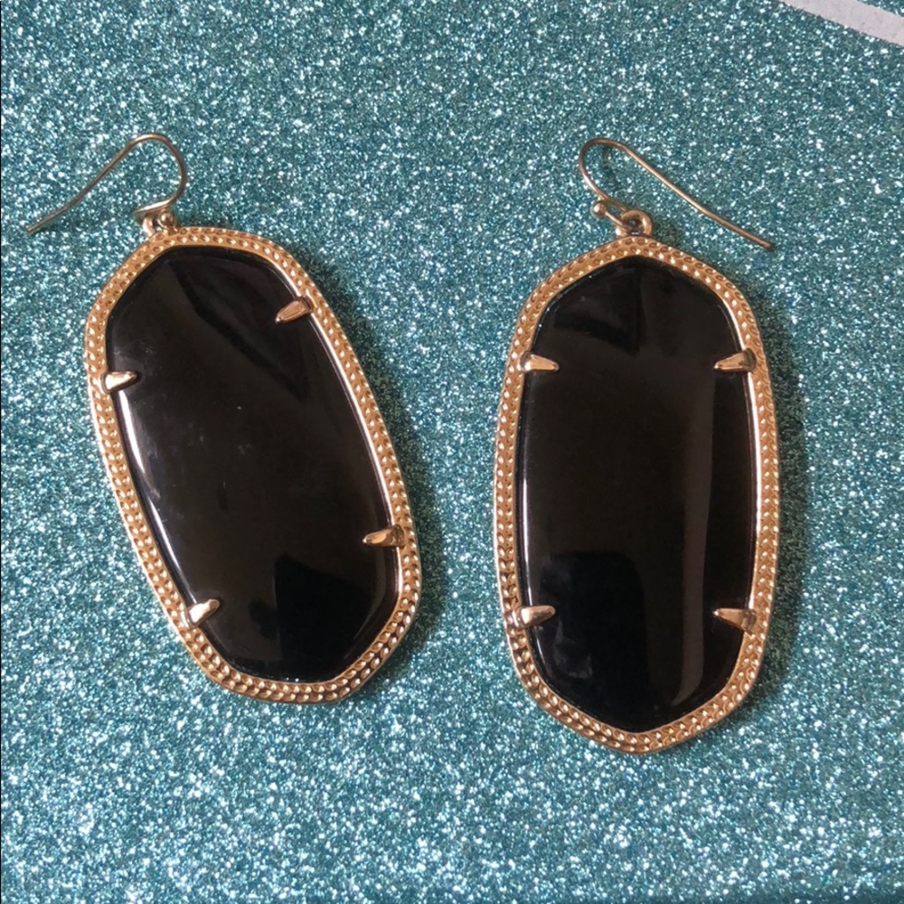 Kendra Scott black earrings